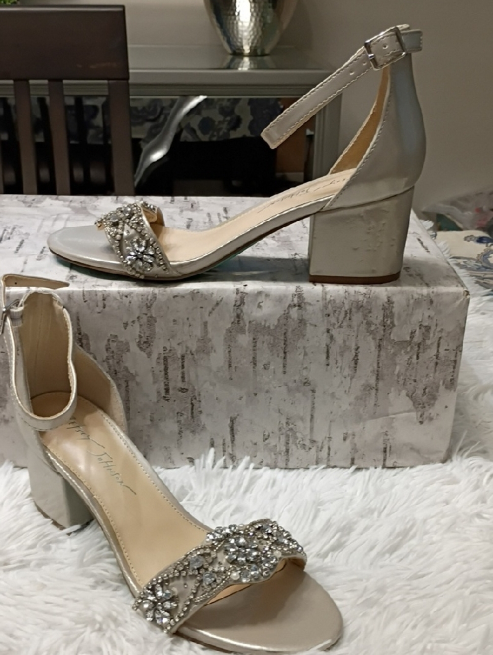 🌹 Betsey Johnson 🌹Mel Heeled Sandals Women's Sz 7
